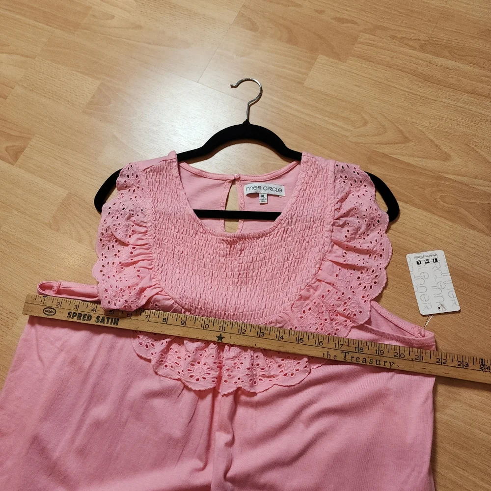 NWT Inner Circle 100% Cotton Pink Smocked Eyelet Sleeveless Top Size XL - Picture 9 of 15